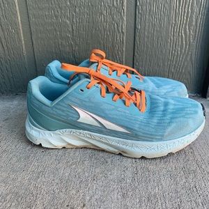 Altar Rivera Women’s 8